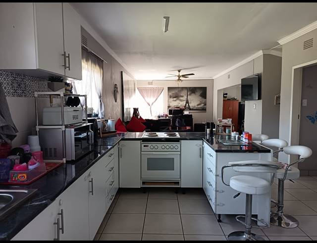 3 BEDROOM HOUSE FOR SALE IN VANDERBIJLPARK SE 1